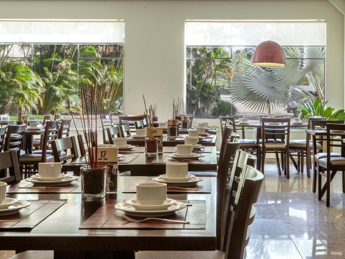 Valinhos Plaza Hotel Екстериор снимка