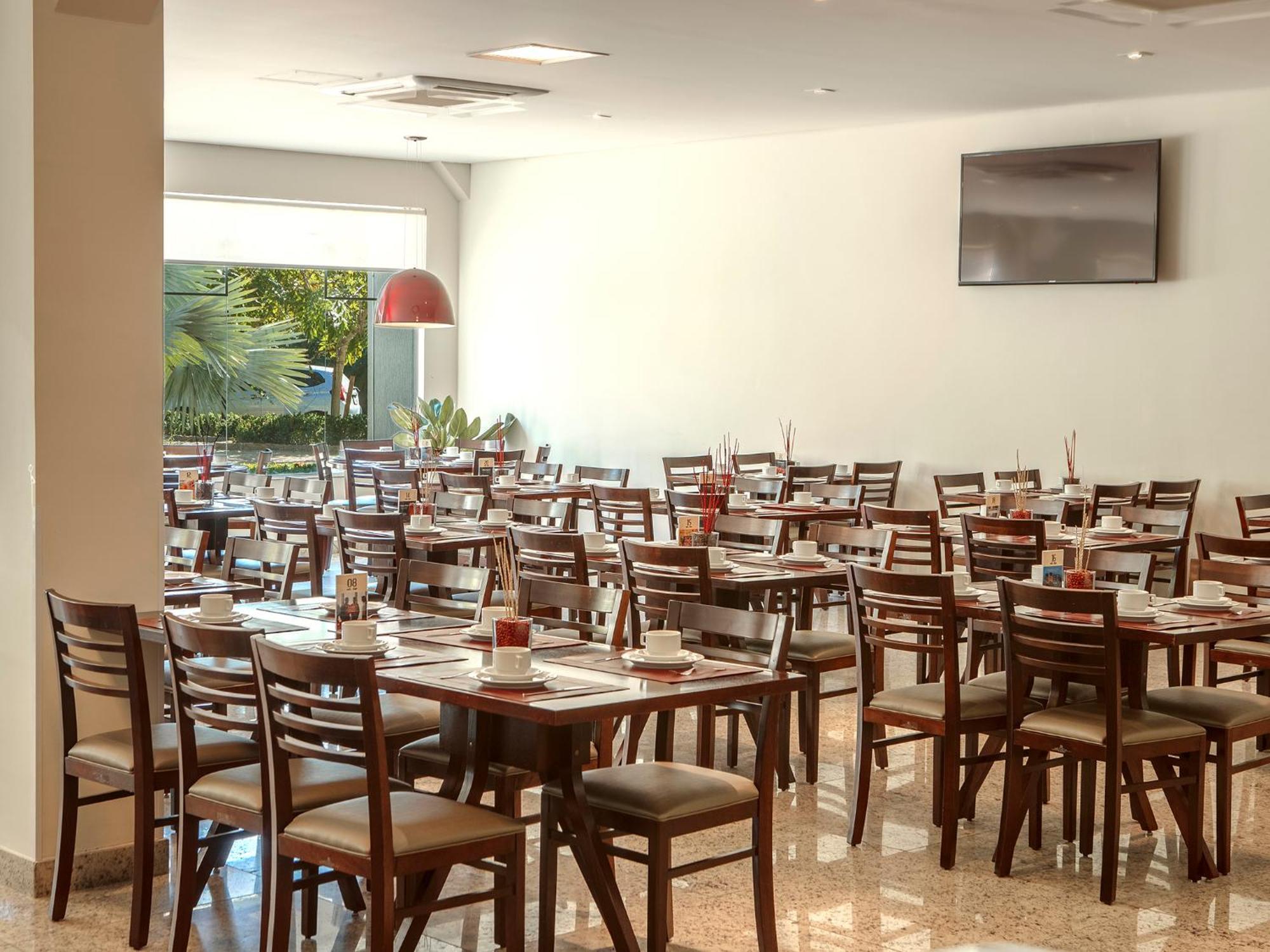 Valinhos Plaza Hotel Екстериор снимка