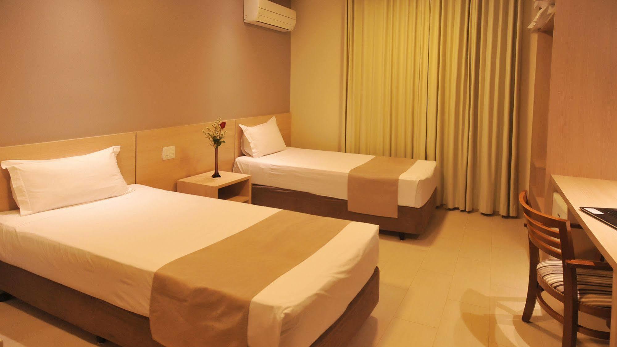Valinhos Plaza Hotel Екстериор снимка